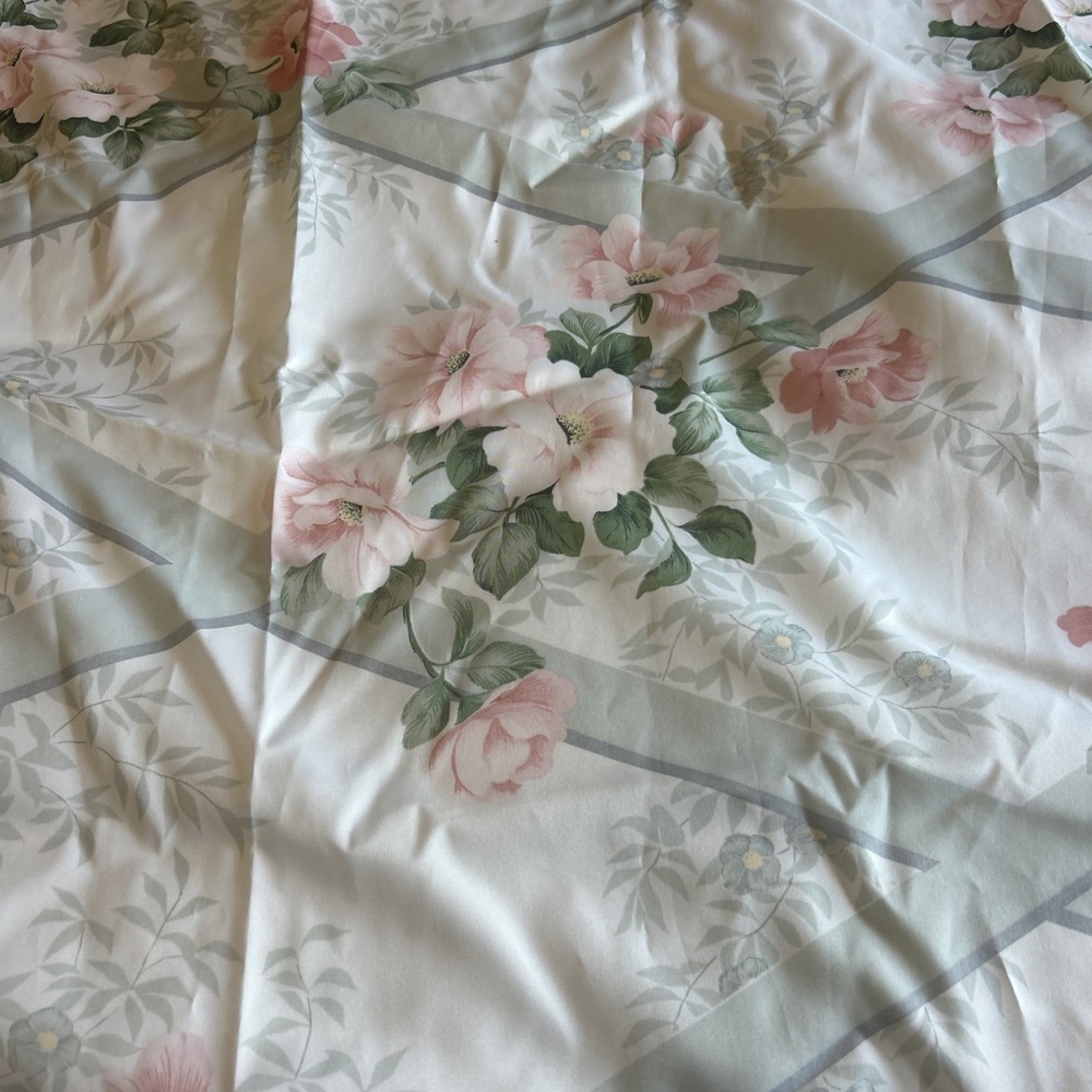 Cottagecore Vtg Springs Home Ruffled Shower Curtain Floral USA Made 66X67 - Picture 7 of 7